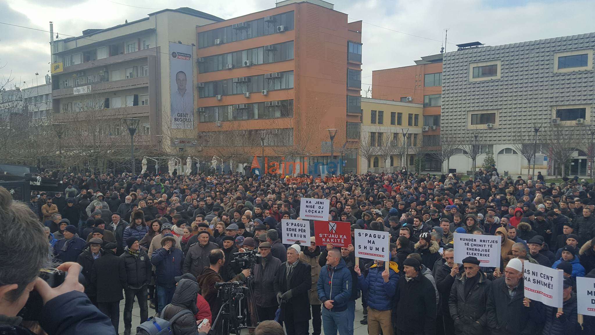 25624458_10204002852229465_1032066839_o-1