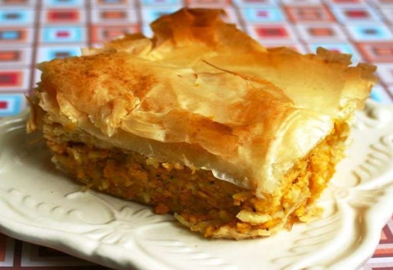 Receta tradicionale e byrekut të kripur me kungull