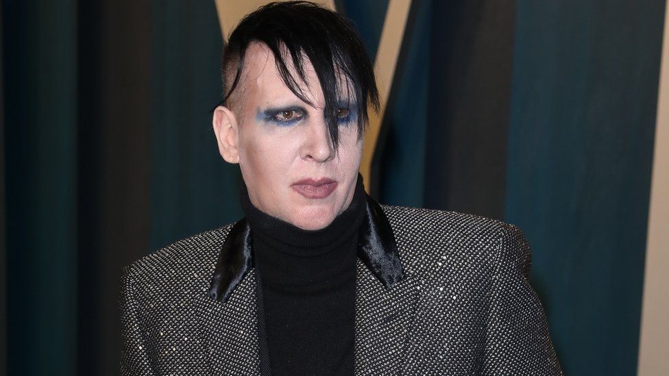 Marilyn Manson largohet nga labeli pas akuzave për abuzim ...