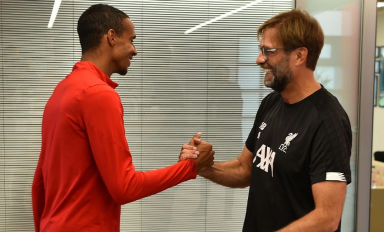 E konfirmon Klopp, Matip humb sezonin shkaku i lëndimit në ligamentet e gjurit