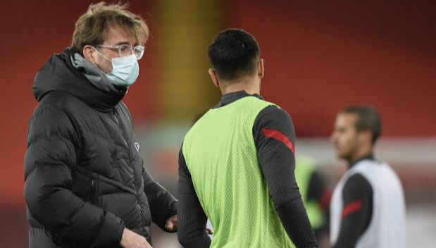 Klopp kërkon nga Liverpool transferimin e dy qendërmbrojtësve