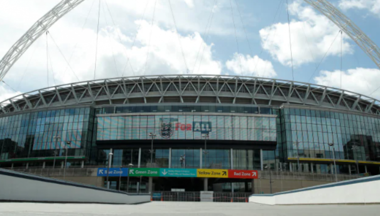 UEFA gati ta ndryshojë stadiumin e finales së LK nga Stambolli në “Wembley”