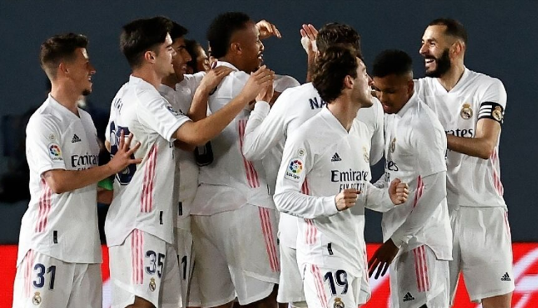 ZYRTARE: Lista e Real Madridit për sfidën ndaj Chelseas, rikthehen Ramos, Mendy dhe Valverde