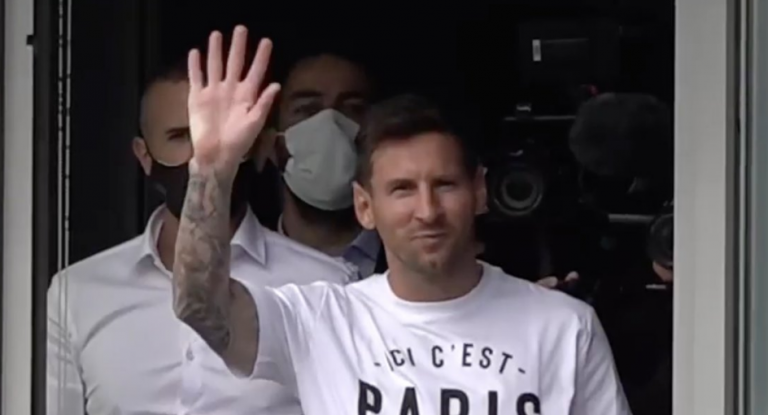 Messi arrin në Paris, kompleton kalimin brenda disa orëve