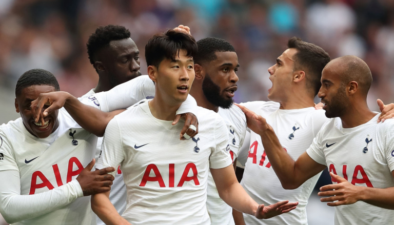 Man City e nis me humbje edicionin e ri, mposhtet nga Tottenham