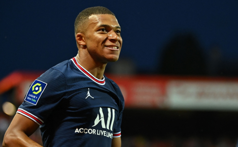 Talksport: Real Madrid ofron 180 milionë euro për Mbappe