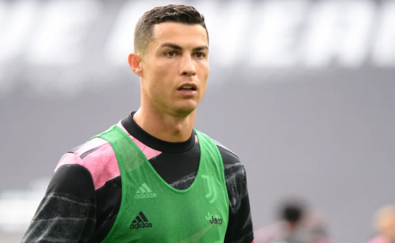‘Çmenduri’, Ronaldo drejt rivalit të përbetuar të Man Unitedit?