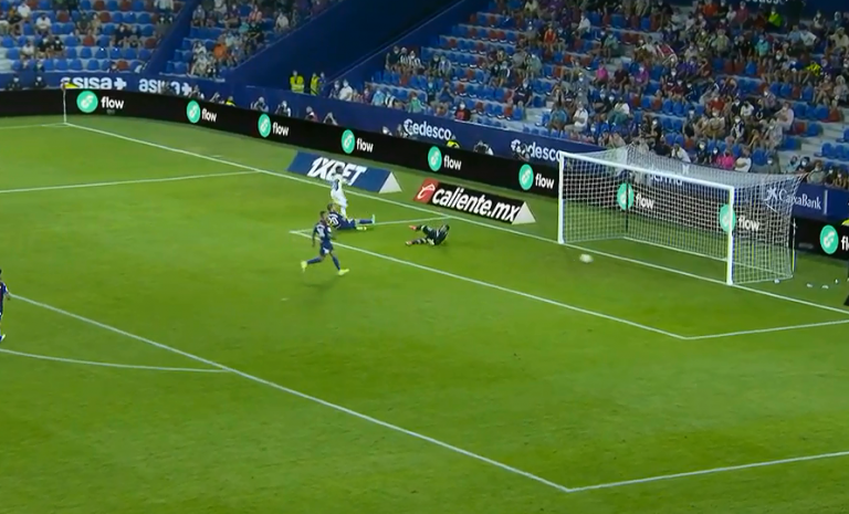 Gol i bukur nga Vinicius, Real Madrid barazon rezultatin ndaj Levantes
