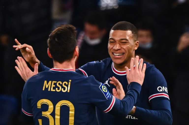 Shkëlqen Mbappe, PSG fiton në derbin ndaj Monacos