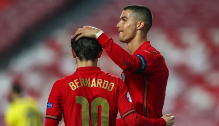 Grealish: Do të zgjidhja Bernardo Silvan para Cristiano Ronaldos