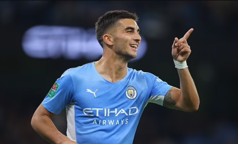 Man City cakton çmimin e Torres – Barca përgatit ofertën por është 13 milionë funte larg