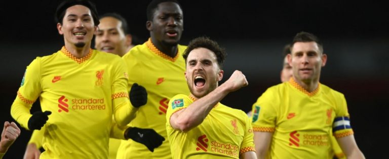 Liverpooli eliminon Arsenalin dhe kualifikohet në finale të Kupës Carabao