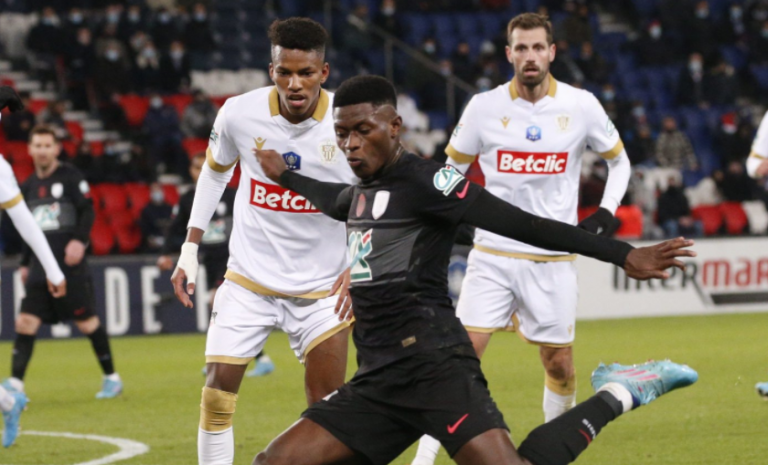 Kupa e Francës: Nice eliminon Paris Saint Germain pas penalltive