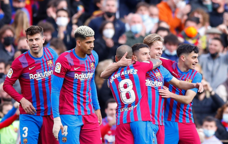 Barcelona triumfon bindshëm ndaj Atletico Madridit, ngritët në top katër