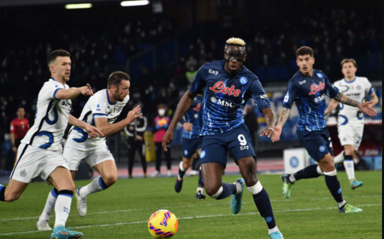 Napoli dhe Inter ndajnë pikët – gëzohet vetëm Milani
