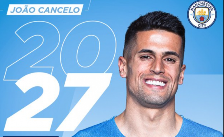 Zyrtare: Joao Cancelo rinovon kontratën me Manchester City