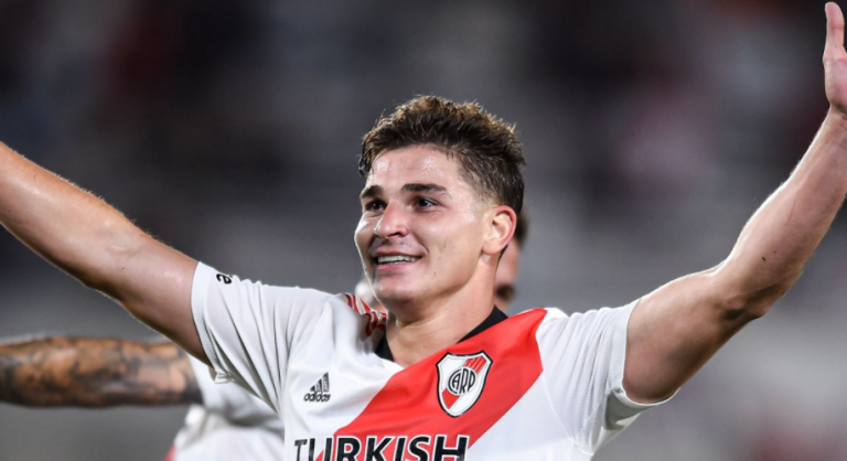 Julian Alvarez flet për transferimin te City: Kam biseduar me Guardiola, jam admirues i tij