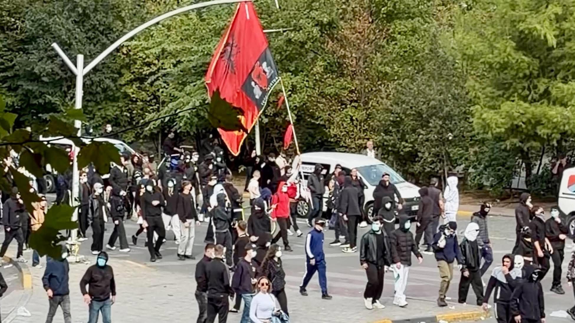 Partia e Edi Ramës: Kushdo që ka dorë në këtë katrahurë, do ta paguajë, Shqipëria s’kthehet prapa