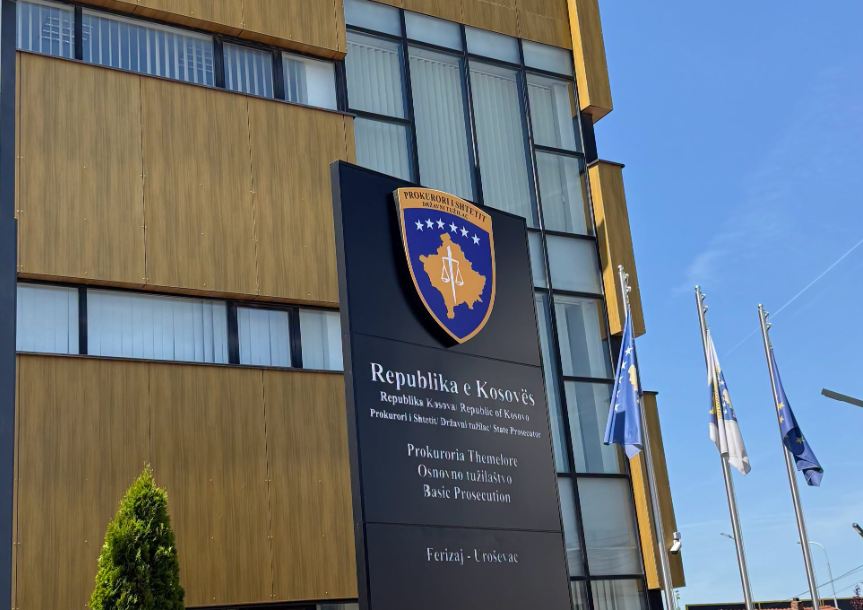 Ngritet aktakuzë ndaj tre të dyshuarve për sulm ndaj ekipit të “Kiks Kosova” në Ferizaj