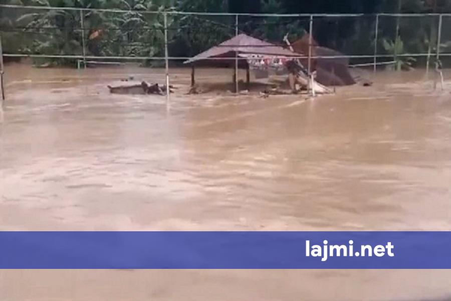 ​14 viktima nga përmbytjet në Indonezi