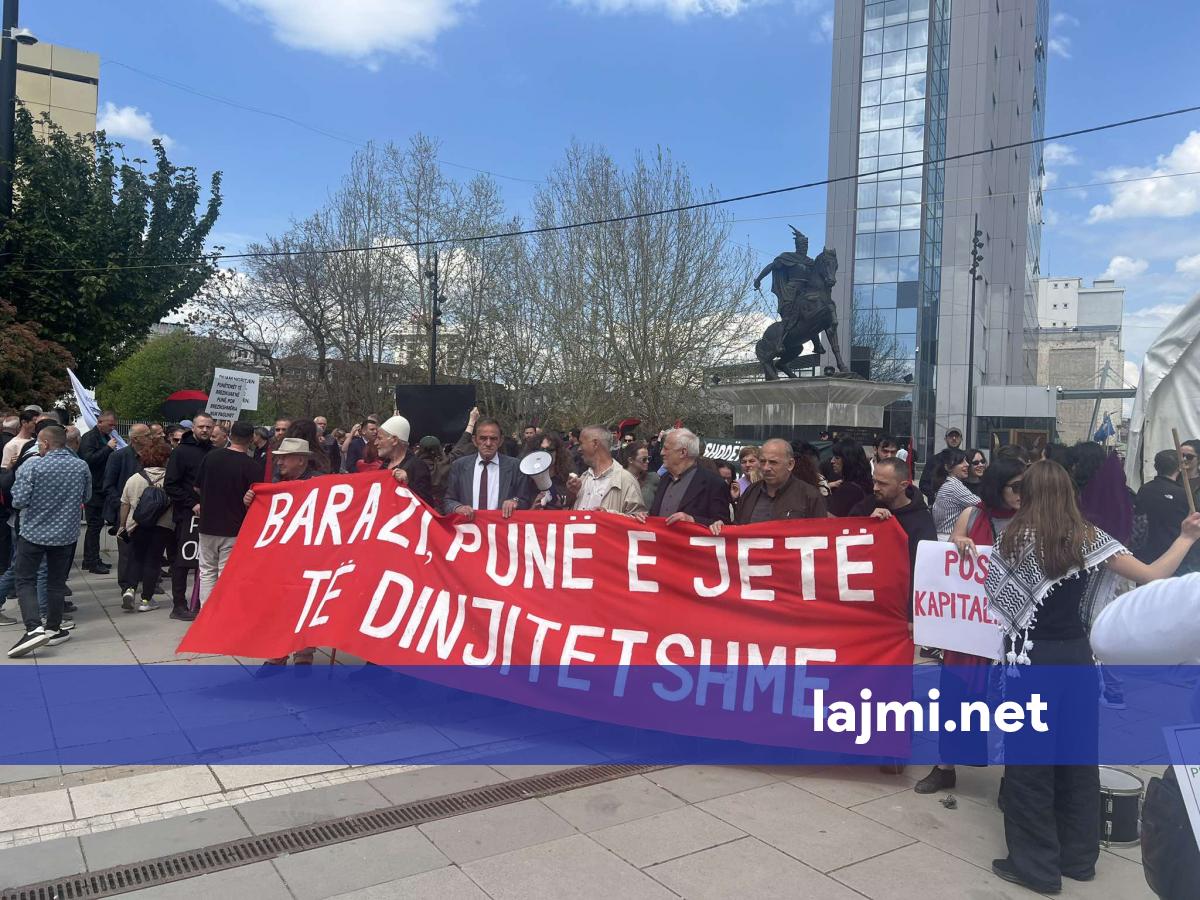  Barazi  punë e jetë të dinjitetshme    Nis protesta për 1 maj  dita e punëtorëve