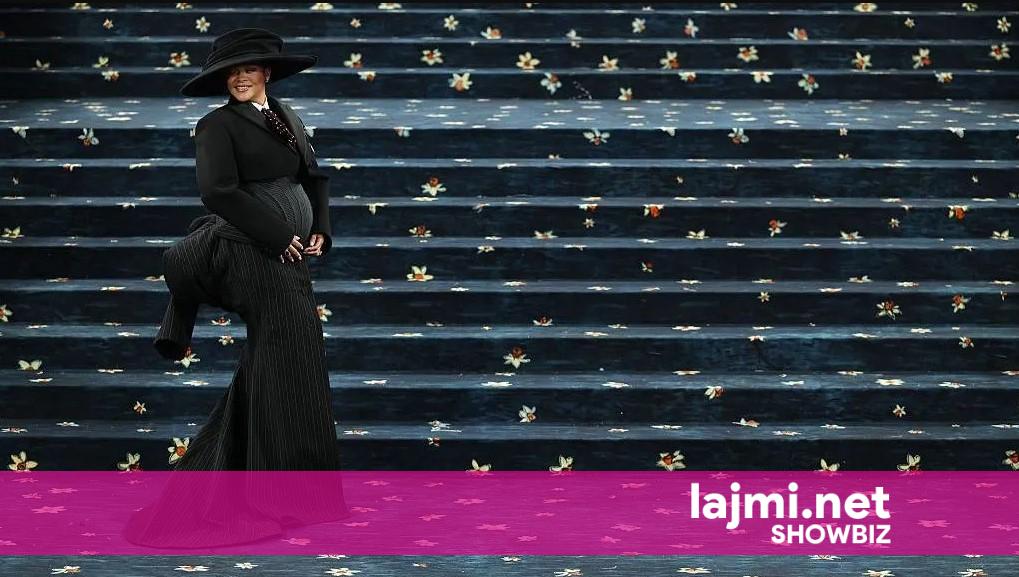 Rihanna konfirmon shtatzëninë e tretë- shfaqet me barkun e rrumbullakosur në Met Gala