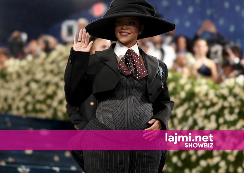 Rihanna e lumtur, por a është në pritje të binjakëve?