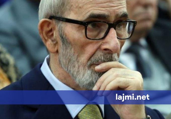 Shkrimtarit Rexhep Qosja i hakohet llogaria në Facebook, poston një shkrim të pakuptueshëm