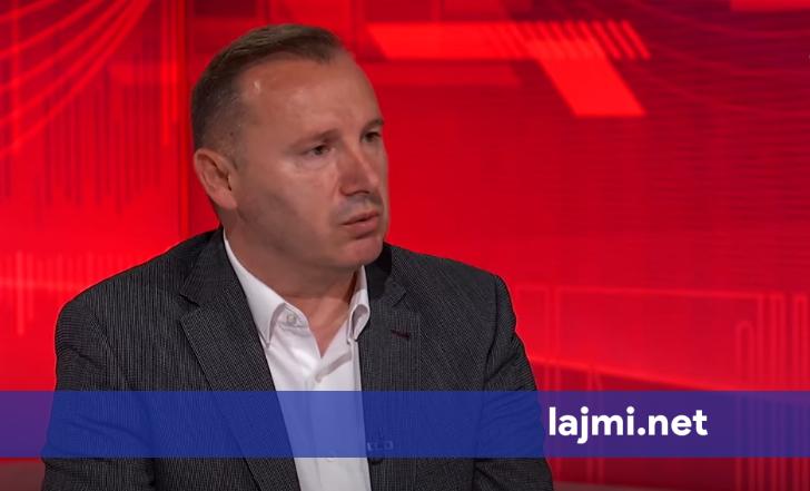 Zemaj për Deharin  Duket që është në presion të madh  ndonjëherë po na vjen keq