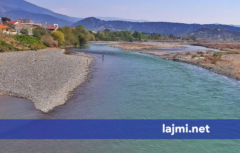 Tragjedi në Elbasan  Dy fëmijë humbin jetën në lumin Shkumbin