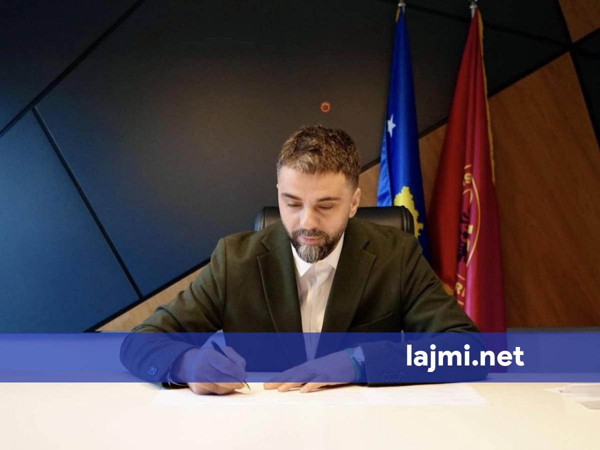 Behrami pretendon se Kurti po përgatit terrenin për koalicion me Listën Serbe  Po përpiqet ta  paketojë  si detyrim kushtetues dhe jo si marrëveshje politike