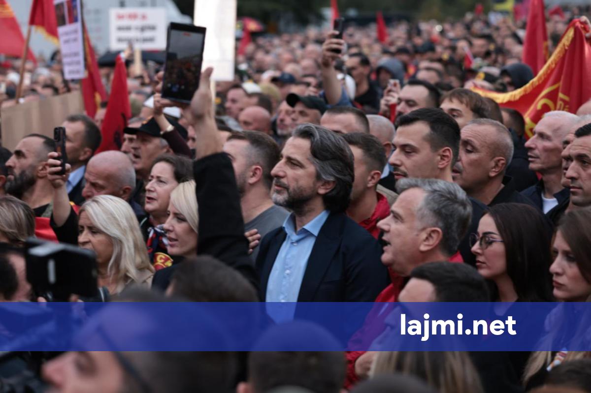 Përparim Rama i përgjigjet akuzave se mori pjesë në protestë për fushatë  Me i mbrojt vlerat e UÇK së na takon të gjithëve  përtej partive