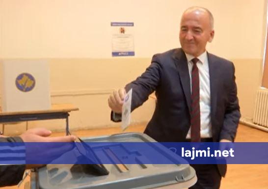Voton Gazmend Muhaxheri në Pejë