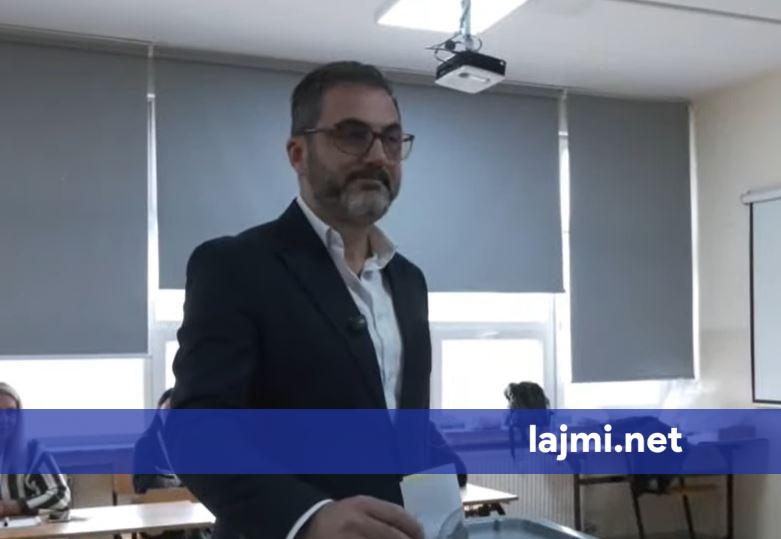 Voton kandidati i VV së për Gjakovën  Ardian Gola