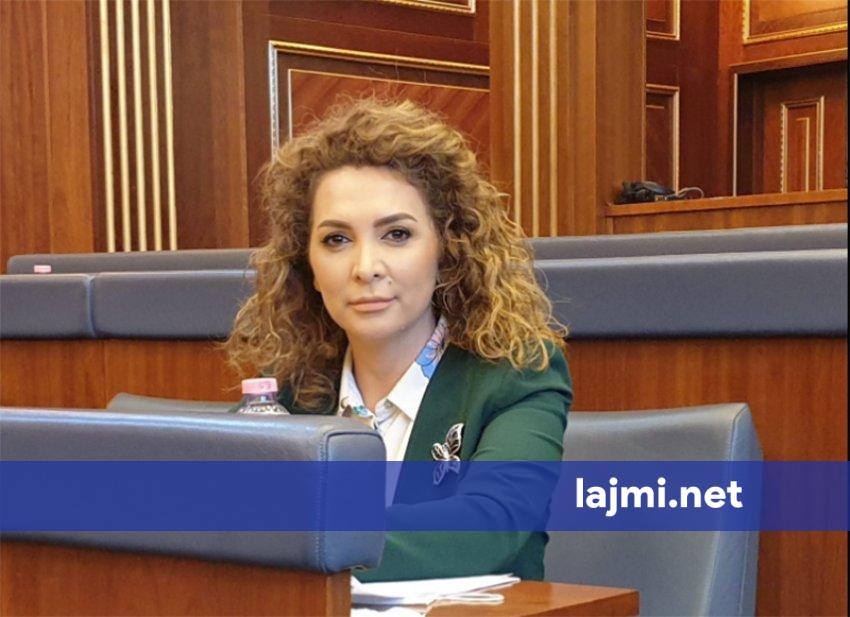 Deputetja Reshitaj e VV së  Ne nuk bëjmë qeveri me pazare