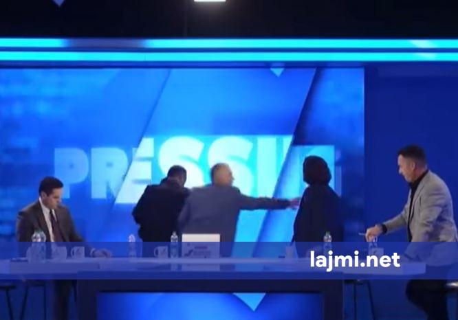 Hallakamë në emision   Parim Olluri dhe Nezik Kraki nisen drejt njëri tjetrit për t u përplasur fizikisht