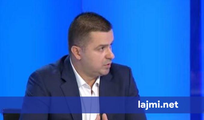 Prelvukaj  Vazhdoj të jem mbështetës fanatik i bashkimit të shqiptarëve