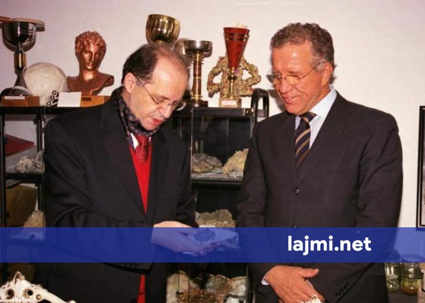 pacolli-ndan-foto-krahas-rugoves-njeriu-qe-me-qetesi-te-hekurt-ndertoi-themelet-e-shtetesise-sone