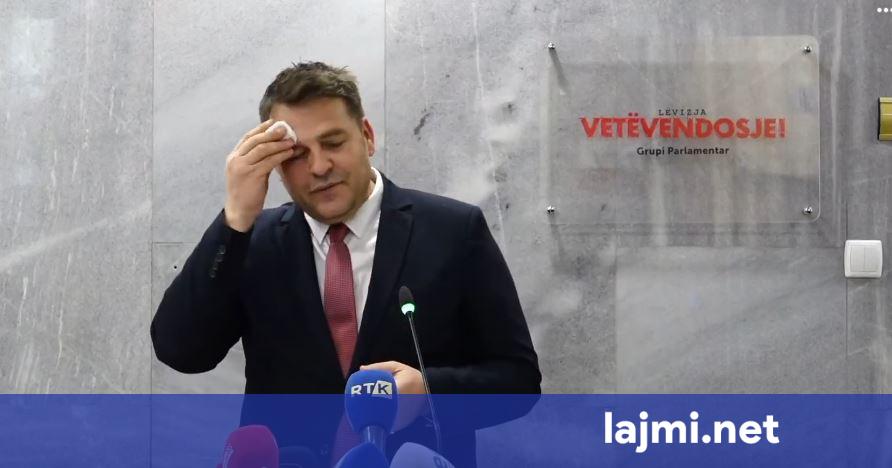  Kontrata u nënshkrua katër ditë para se Nagip Krasniqi të merrte detyrën    Muja djerësitet duke tentuar të arsyetojë kontratën me kompaninë e Vuk Hamoviqit  i  sulet  LDK së me akuza