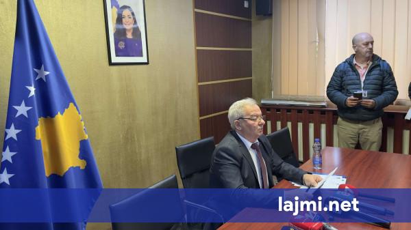 Serbët në Leposaviq pritet të betohen përpara flamurit të Kosovës