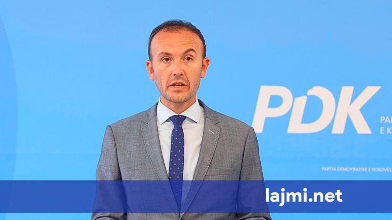 Mustafa i PDK së  Me Bedri Hamzën do t i ofrojmë qytetarëve një shtet normal   do të ketë rritje të menjëhershme të pagave dhe pensioneve