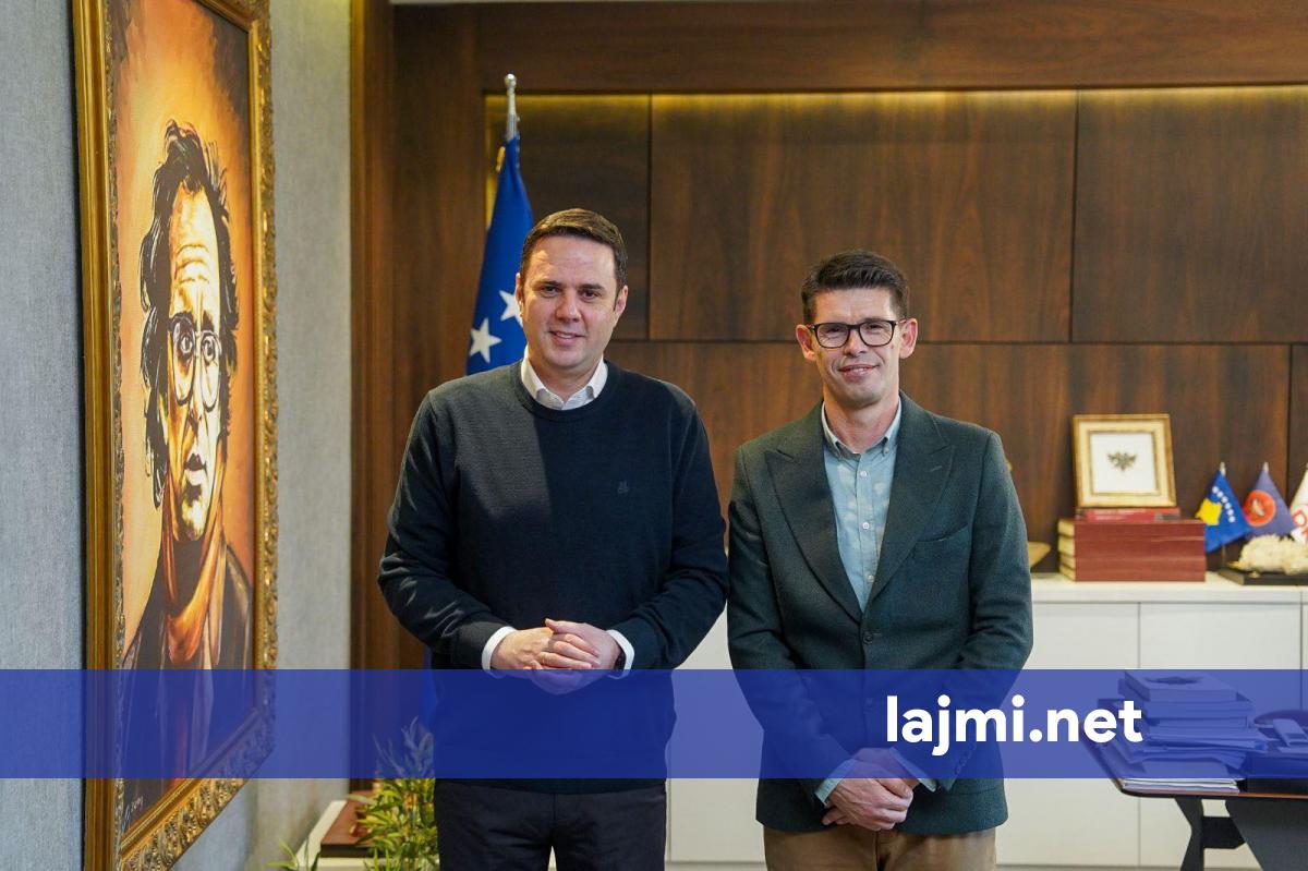 Astrit Desku i bashkohet listës së LDK së  Abdixhiku  Profesionist i jashtëzakonshëm që i duhet Kosovës