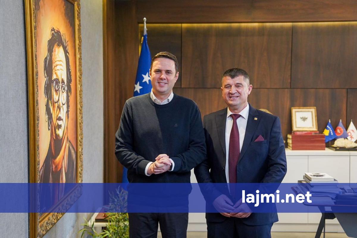 Major Muharrem Asllani i bashkohet LDK së  Abdixhiku  Vlerë e jashtëzakonshme për sigurinë dhe emergjencat në vend