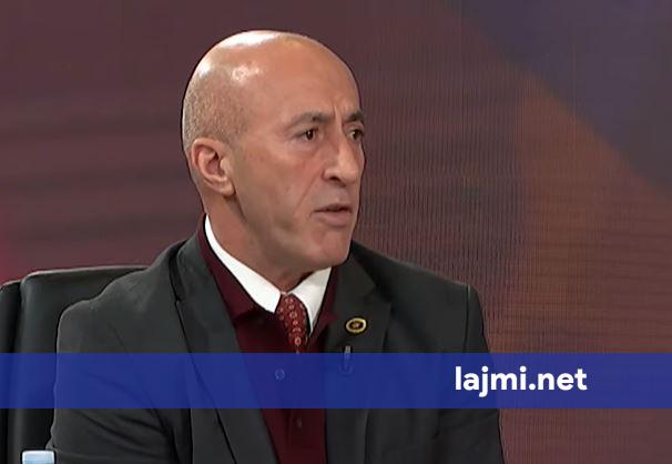 Haradinaj thirrje kryetarëve serbë  Mos u lazdroni  ktheni flamujt e Kosovës e foton e presidentes