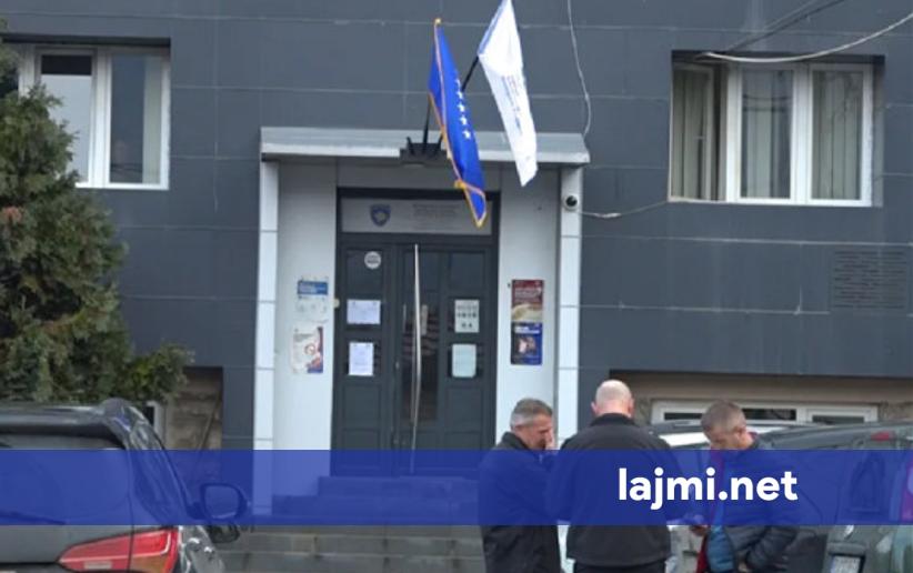 Kryetari i ri serb i Leposaviqit pretendon se e gjeti komunën në gjendje të keqe  e demanton Hetemi