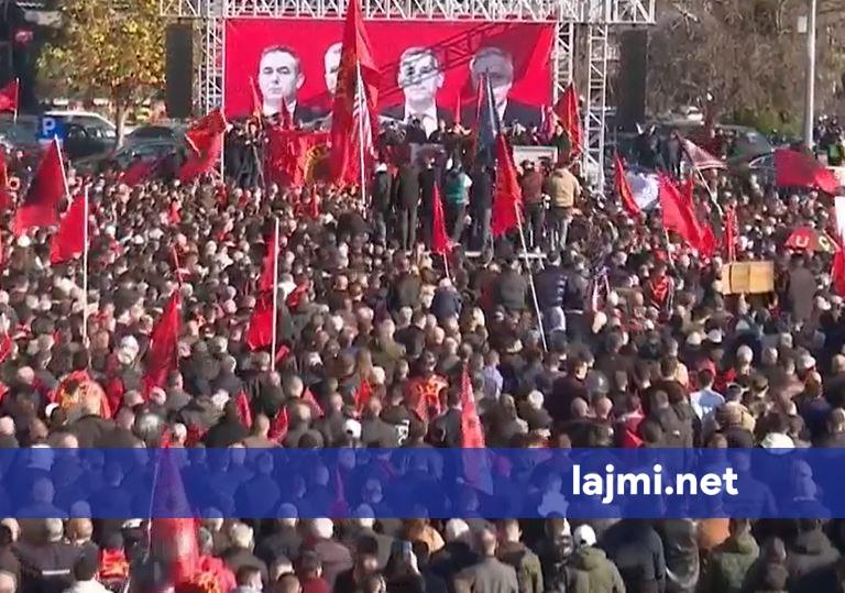 Nis protesta në Shkup  kërkohet drejtësi për ish krerët e UÇK së në Hagë