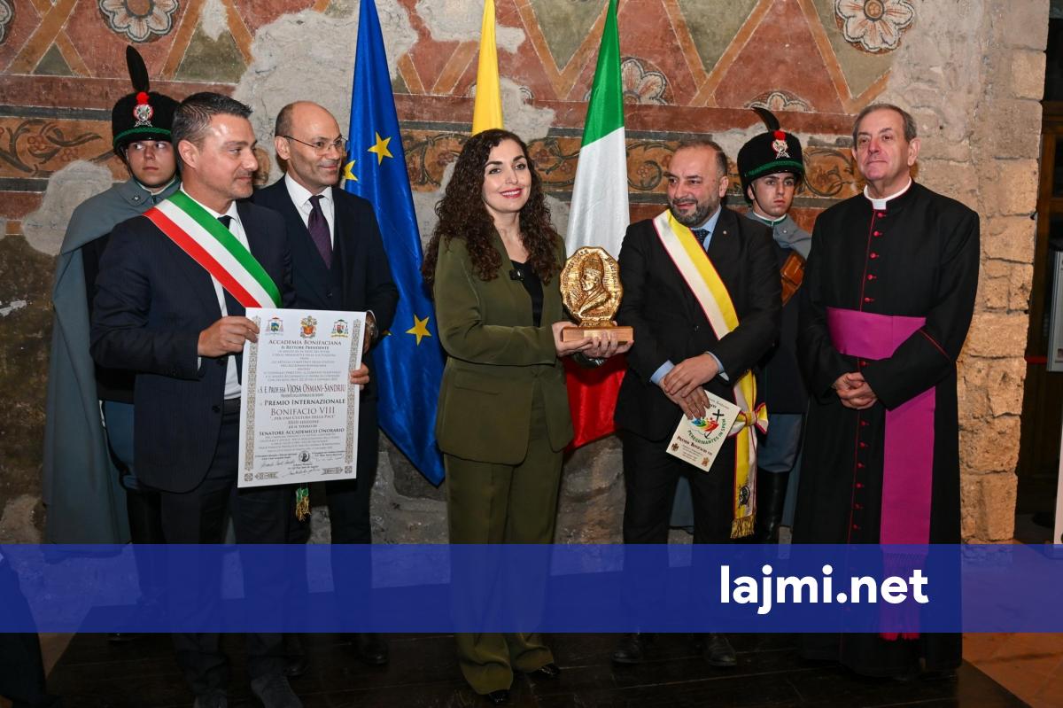 Osmani nderohet me Çmimin Bonifacio VIII në Itali  Zoti e bekoftë miqësinë e Kosovën me Selinë e Shenjtë