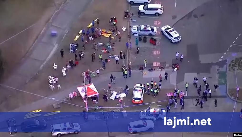 Bota e dënon sulmin vdekjeprurës në plazhin australian