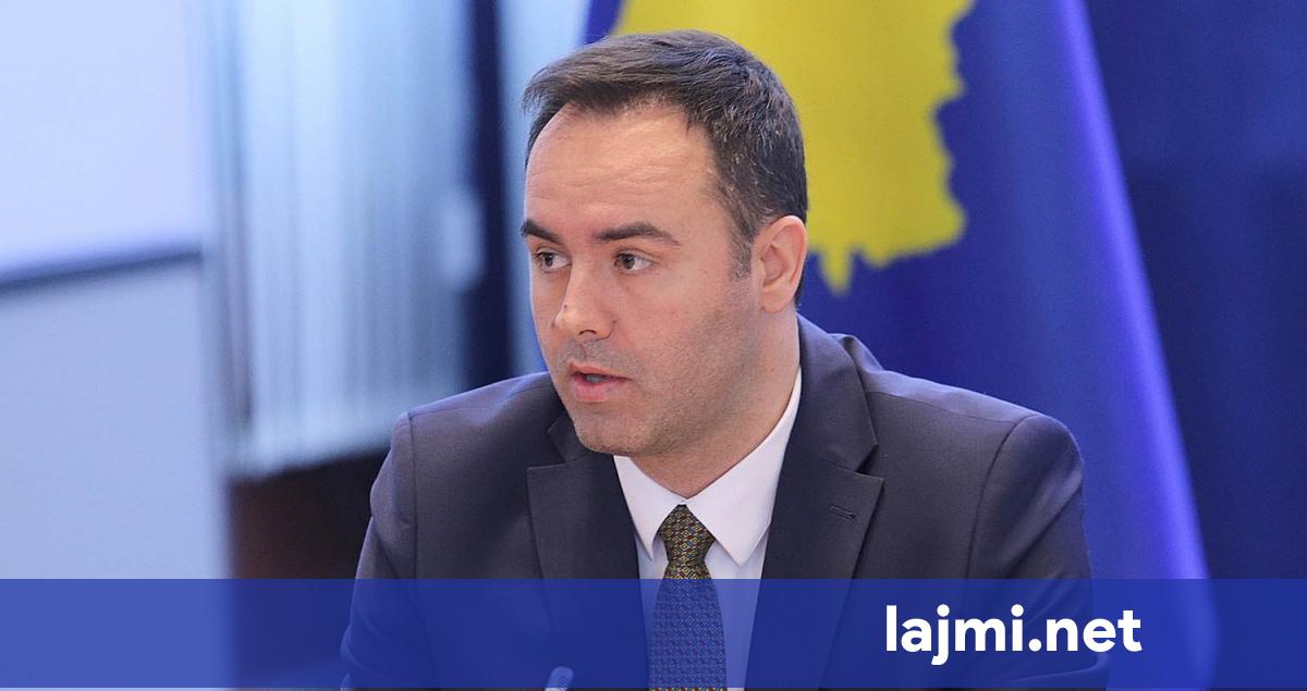  Hera e parë që po e dëgjoj   kështu përgjigjet Konjufca për këngën e Llalloshit për Kurtin