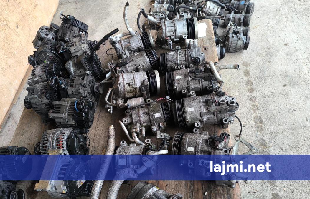 Dogana ndalon mallra të padeklaruara me vlerë rreth 4 mijë euro në Dheun e Bardhë